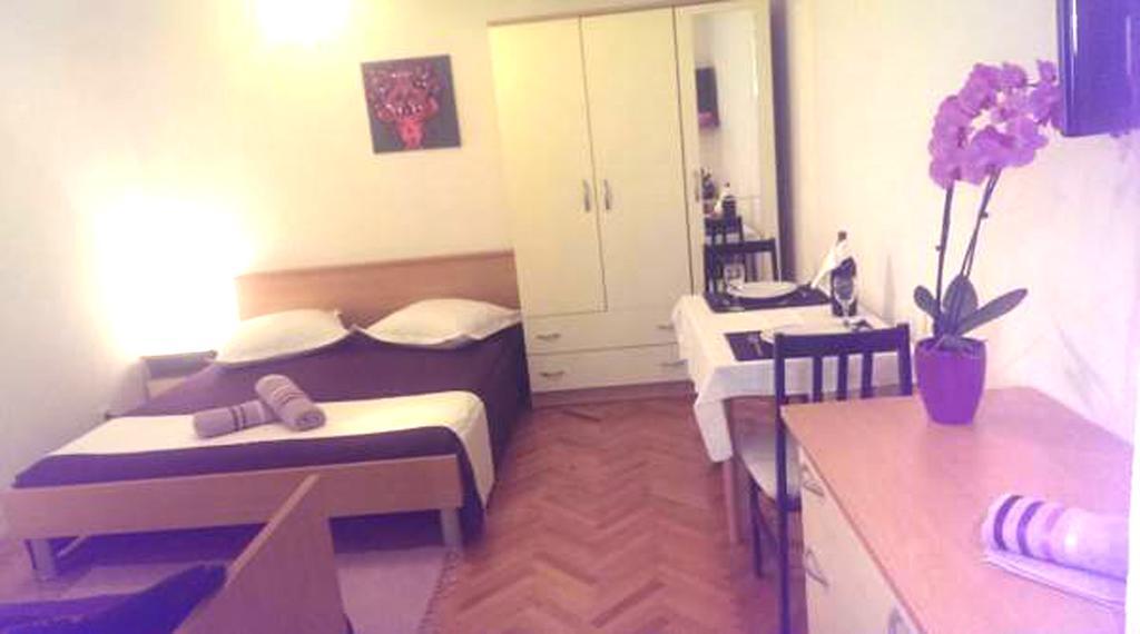 Apartments Mira 마카르스카 객실 사진